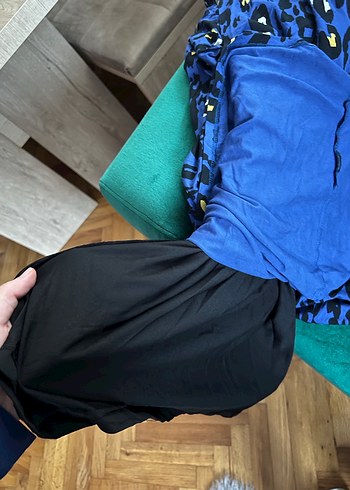 Canlı Saks Mavisi Leopar Desenli Kruvaze Detaylı Midi Elbise - Görsel 6