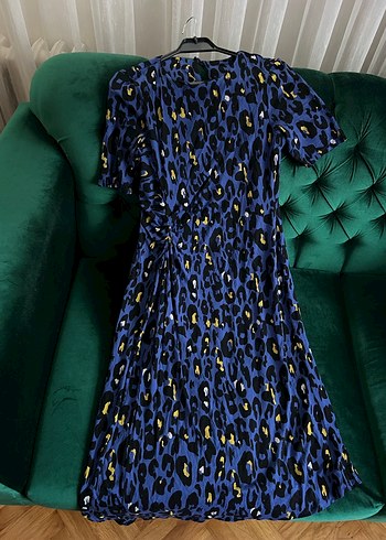 Canlı Saks Mavisi Leopar Desenli Kruvaze Detaylı Midi Elbise - Görsel 3