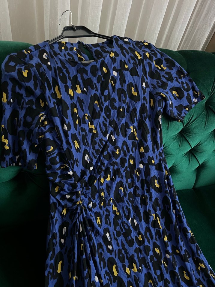 Canlı Saks Mavisi Leopar Desenli Kruvaze Detaylı Midi Elbise - Görsel 4