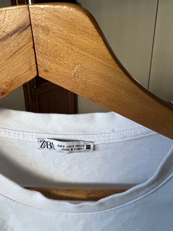  Zara Basic Beyaz Tişört - Tertemiz & Şık - Görsel 2