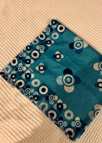 Beril Retro Desenli Eşarp - Görsel 3