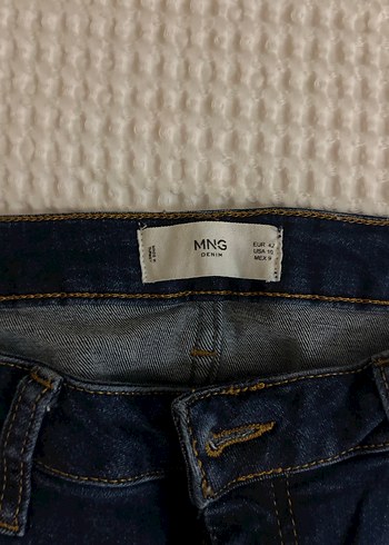  Mango - Çiçek Nakış İşlemeli Koyu Renk Skinny Jean - Görsel 4