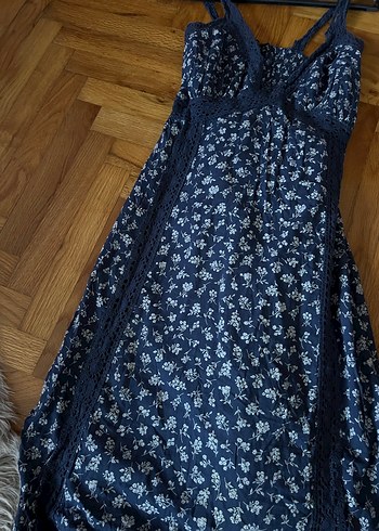  Lacivert Çiçekli & Dantel Detaylı Askılı Elbise - Görsel 4