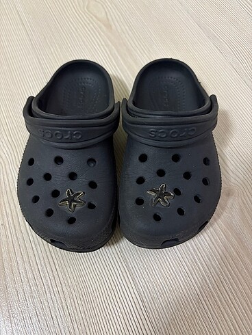 26 Beden Hiç bir kusuru yok.orginal crocs