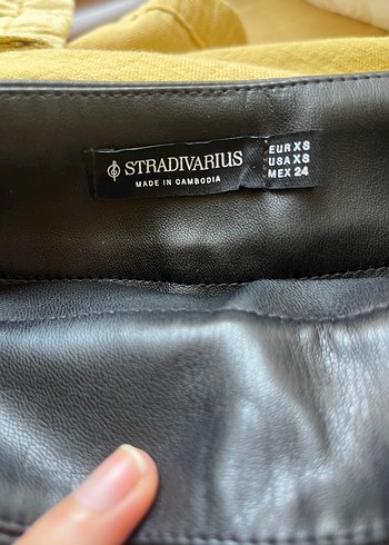 xs Beden siyah Renk Kadın Siyah Deri Mini Şort