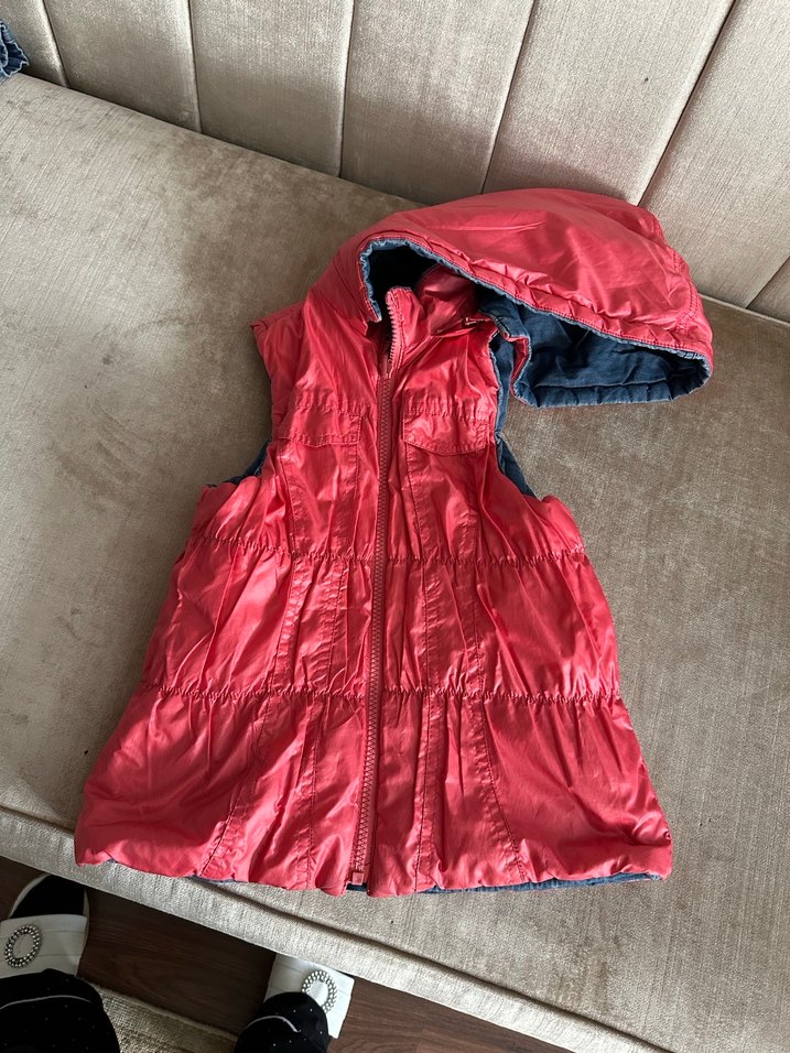 Kız Çocuk Kırmızı Fermuarlı Kolsuz Yelek - Görsel 2