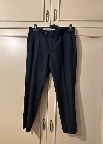 Siyah Regular Fit Pliseli Erkek Pantolon - Görsel 2