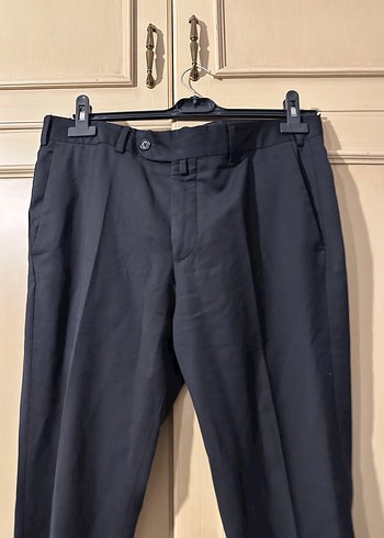 Siyah Regular Fit Pliseli Erkek Pantolon - Görsel 4