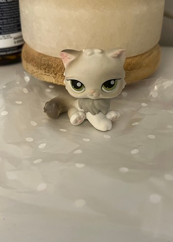 Pastel Renkli Beyaz Kedi Figürü