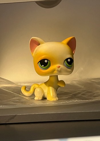 Sarı Pastel Renkli Kedi Figürü