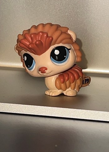 Kahverengi Mini Aksiyon Figürü