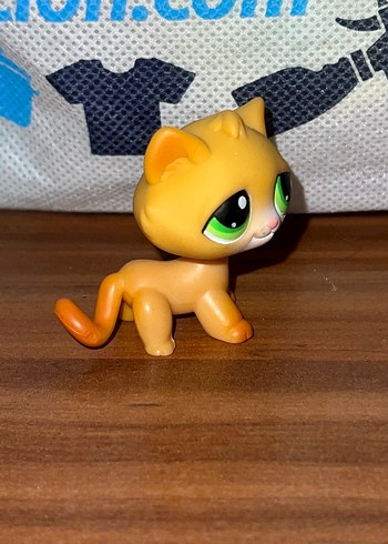  Sarı Minik Kedi Figürü