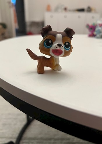 Renkli Kahverengi Köpek Figürü