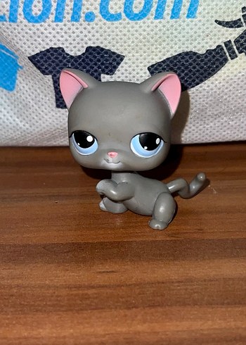Gri Kedi Figürü Oyuncak