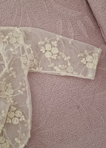 Bej Dantel İşlemeli Kız Yenidoğan çekim elbisesi - Görsel 5