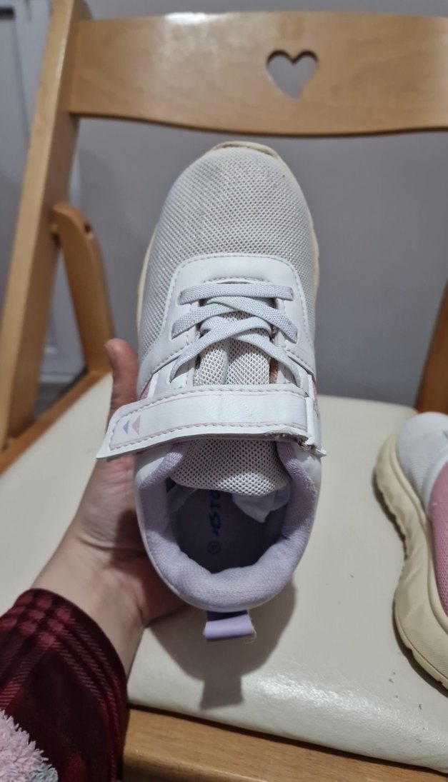 Kızlar için Beyaz Velcro Spor Ayakkabı - Görsel 5