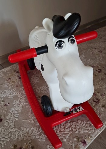 Beyaz Renkli Sallanan At Oyuncak