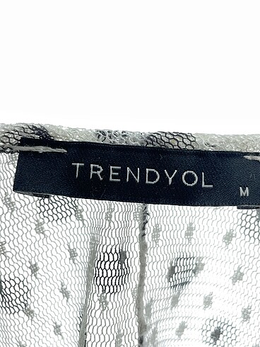 m Beden çeşitli Renk Trendyol & Milla Bluz %70 İndirimli.