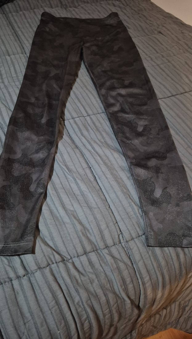 Gri Kamuflaj Desenli Bantlı Kadın Tayt - Görsel 2