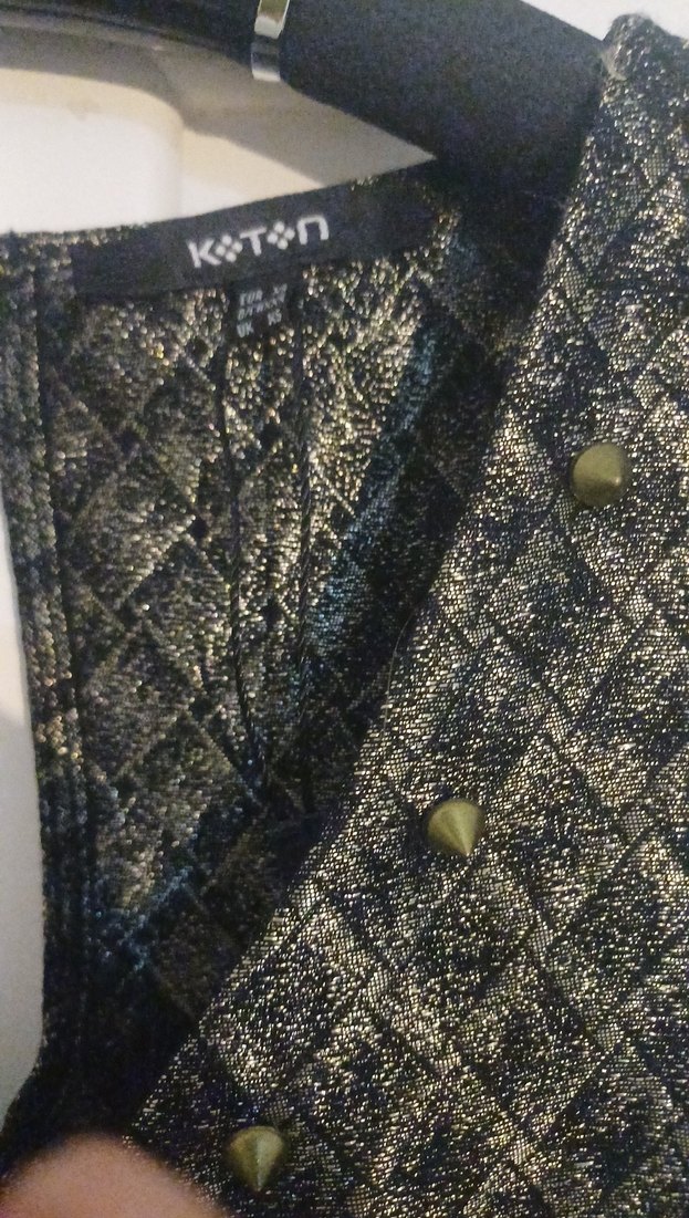 V Yaka Parlak Elbise - Görsel 4