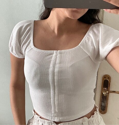 Beyaz tatlış crop