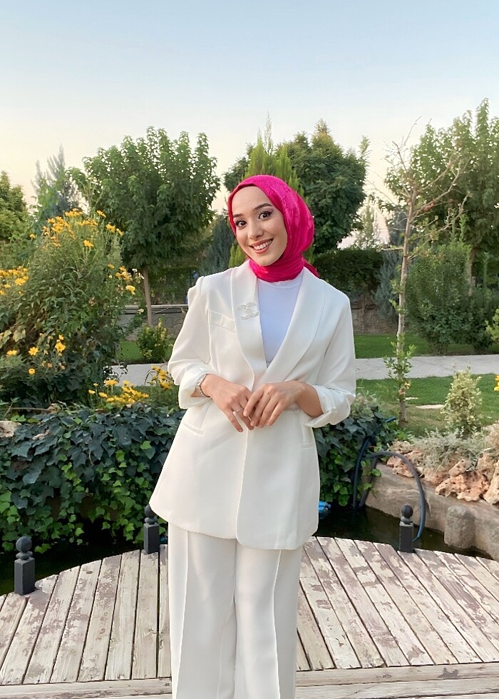 Beyaz blazer takım - Görsel 3