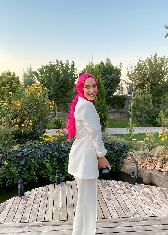 Beyaz blazer takım - Görsel 2