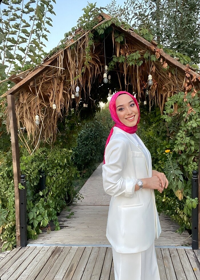 Beyaz blazer takım - Görsel 5