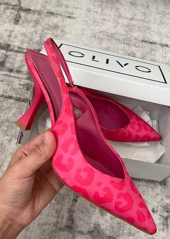 Pembe Desenli Topuklu Stiletto Kadın Ayakkabı