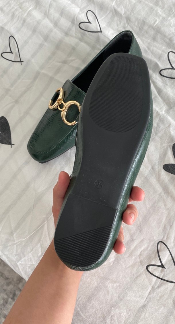 Yeşil Parlak Deri Tokalı Kadın Loafer - Görsel 3