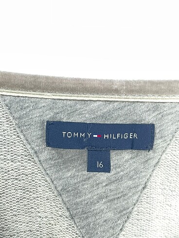 44 Beden gri Renk Tommy Hilfiger Kısa Elbise %70 İndirimli.