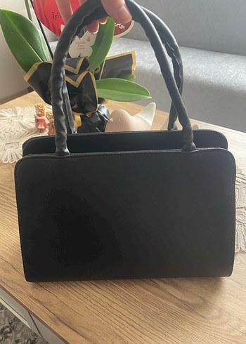 Siyah Deri Kadın El Çantası - Görsel 2