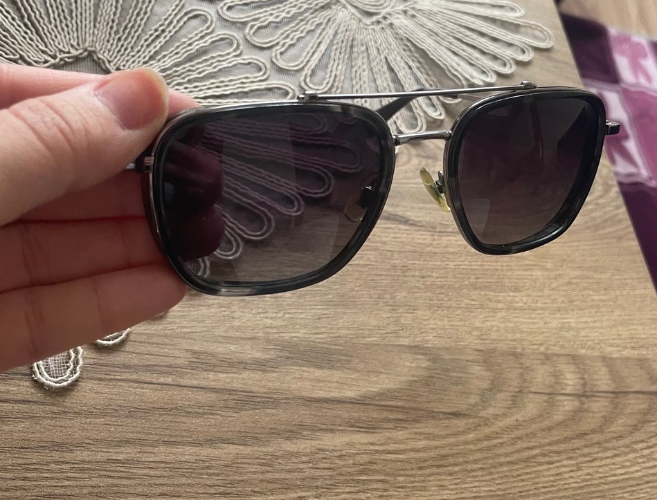 Tokalı Gri Kadın Güneş Gözlüğü - Görsel 2