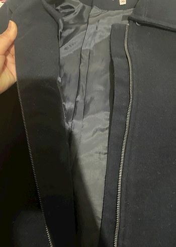 Kadın Siyah Uzun Fermuarlı Kaban - Görsel 3