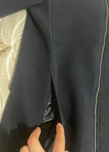 Kadın Siyah Uzun Fermuarlı Kaban - Görsel 2