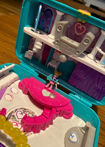 Poly pocket çanta olabilen mikro oyun seti popstar. - Görsel 6