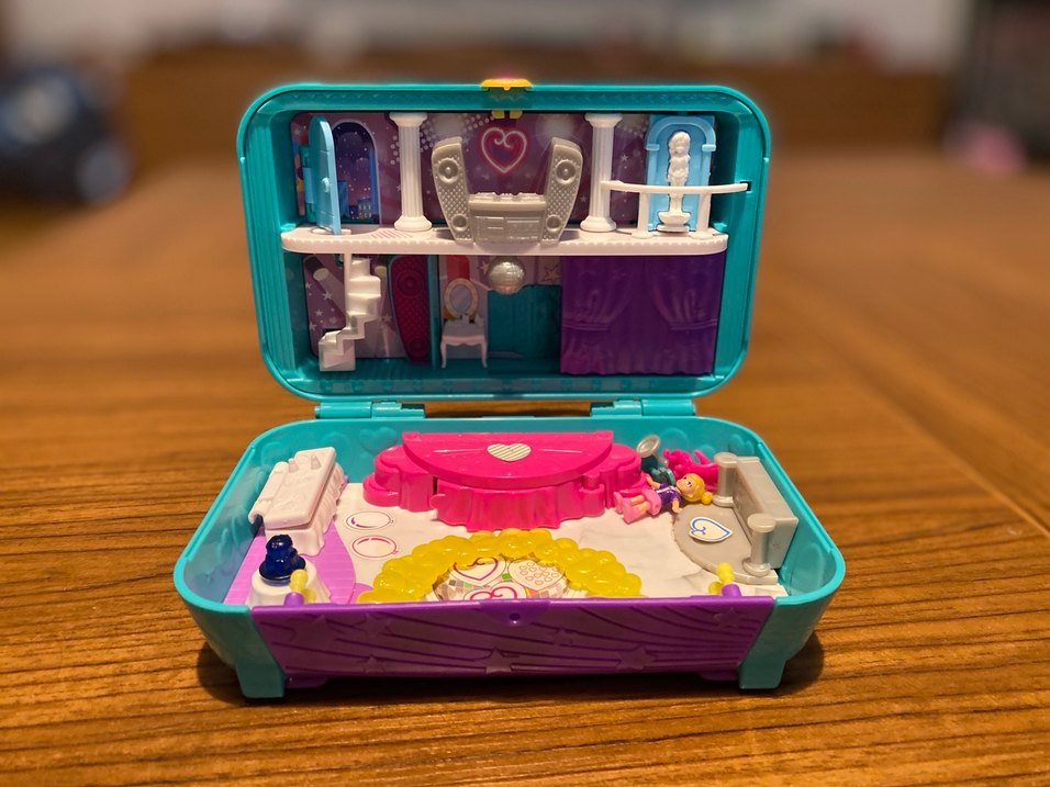 Poly pocket çanta olabilen mikro oyun seti popstar. - Görsel 4