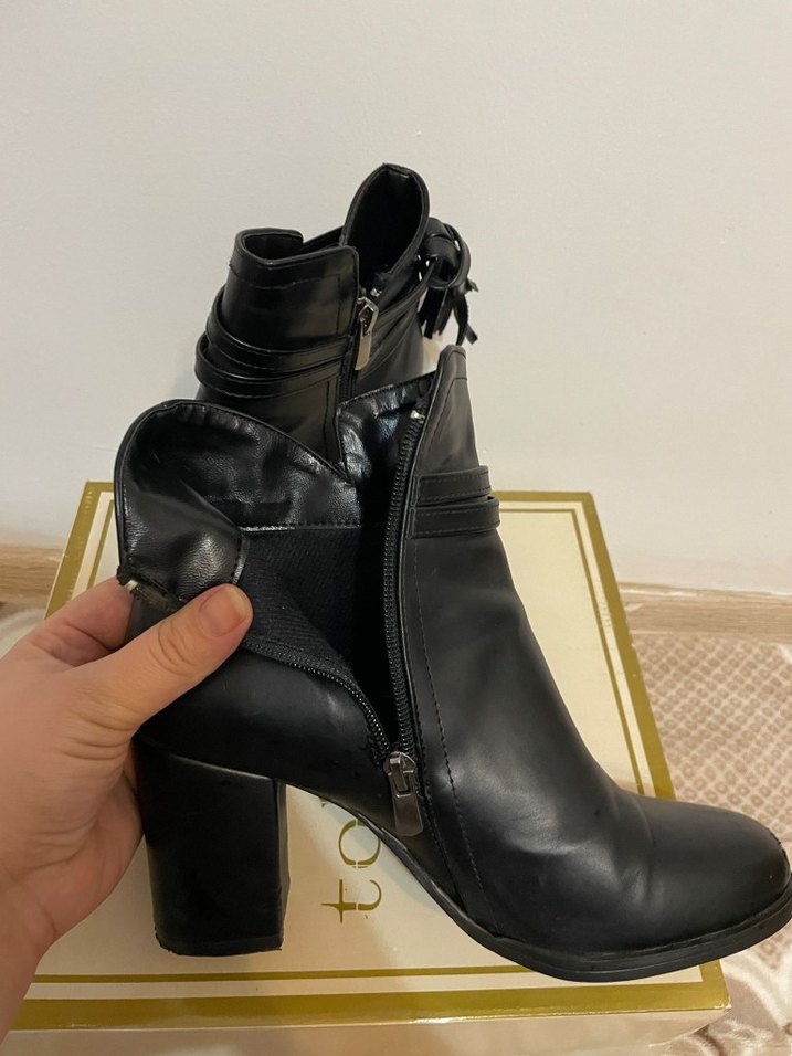 Kadın Bot - Görsel 3