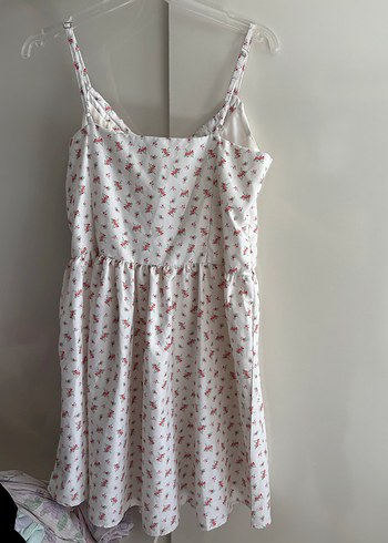 Çiçek Desenli Beyaz Mini Elbise - Görsel 2