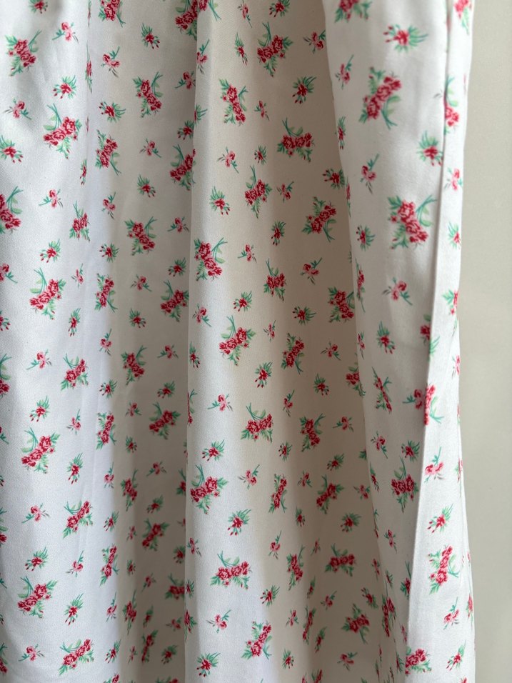 Çiçek Desenli Beyaz Mini Elbise - Görsel 3