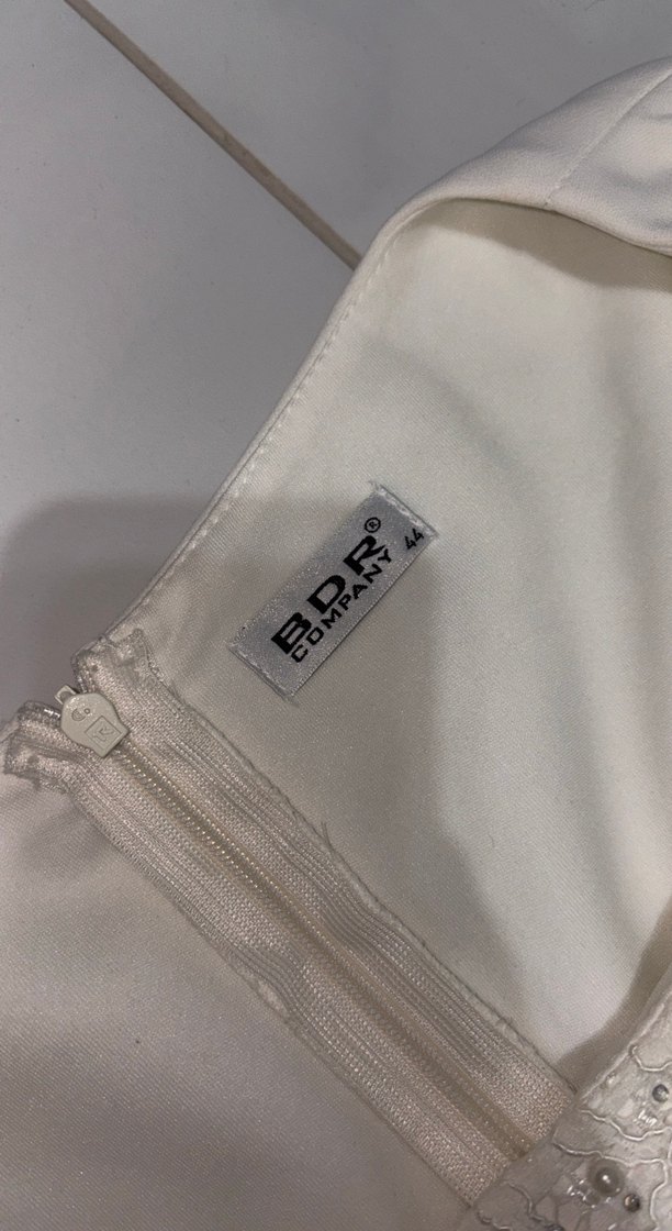 Dantel İşlemeli Beyaz Midi Elbise - Görsel 2