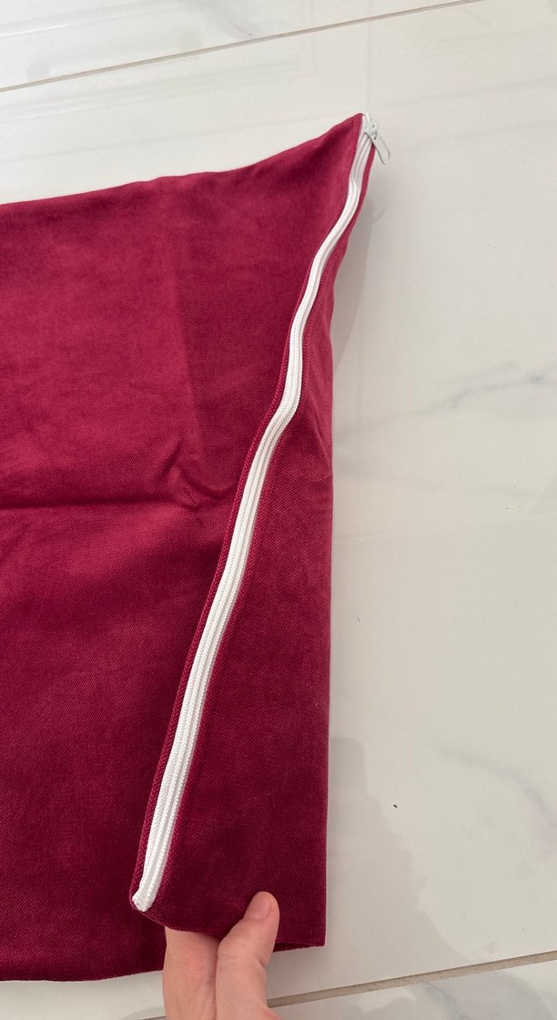 Bordo Kadife Yastık Kılıfı - Görsel 2