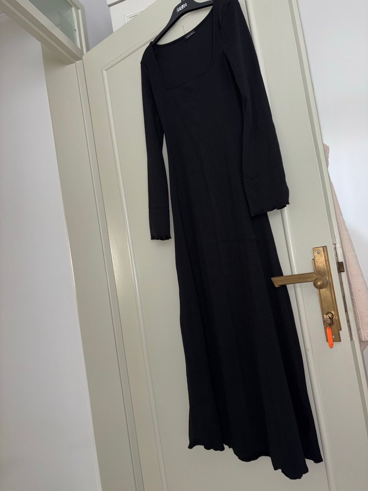 Uzun Kollu Siyah Gotik Uzun Elbise - Görsel 5