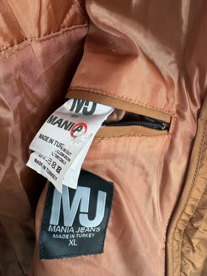 Düğmeli Bej Süet Unisex Kaban - Görsel 3