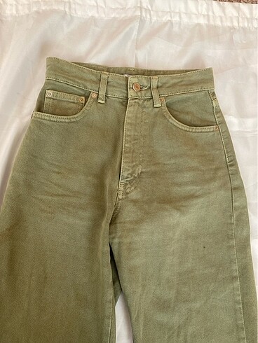 Defacto Nane yeşil renkte kot pantolon defacto jeans
