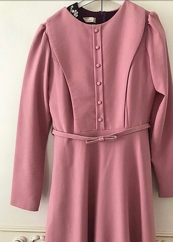 Düğmeli Pembe Uzun Kadın Elbise - Görsel 5