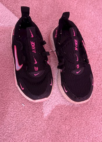 Diğer Nike Siyah Pembe Çocuk Spor Ayakkabı