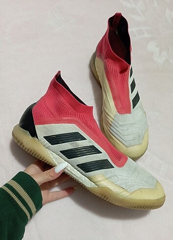 Adidas halı saha 