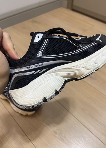 Kadın Siyah Spor Ayakkabı - Görsel 4