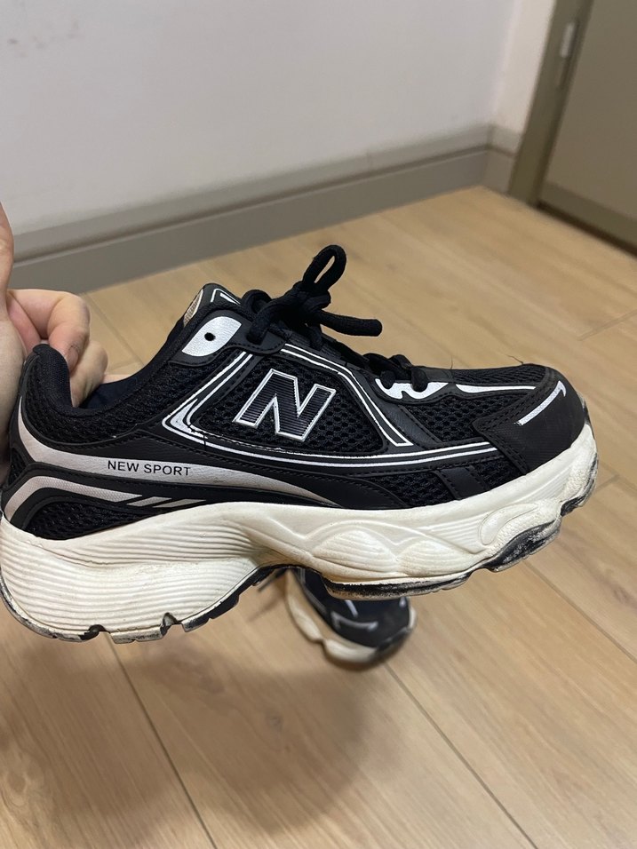 Kadın Siyah Spor Ayakkabı - Görsel 2